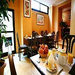 Du Eugene 3* Paris