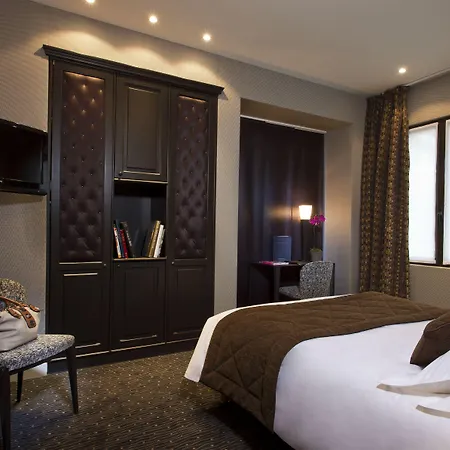 Hotel Du Eugène Parigi