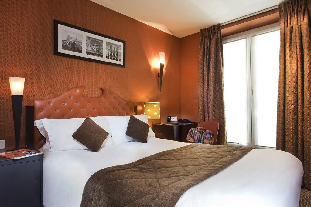 Hotel Du Eugène Parigi